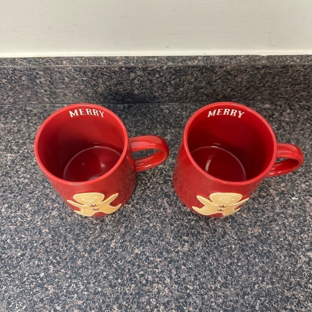 Christmas Gingerbread Man Ceramic Mug Set - Picture 3 of 6